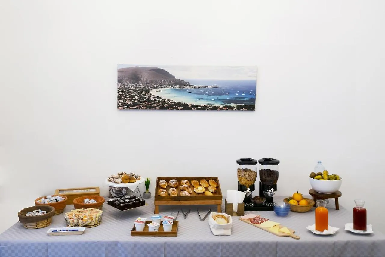 Bed and Breakfast Principe Di Belmonte Palermo 3*,